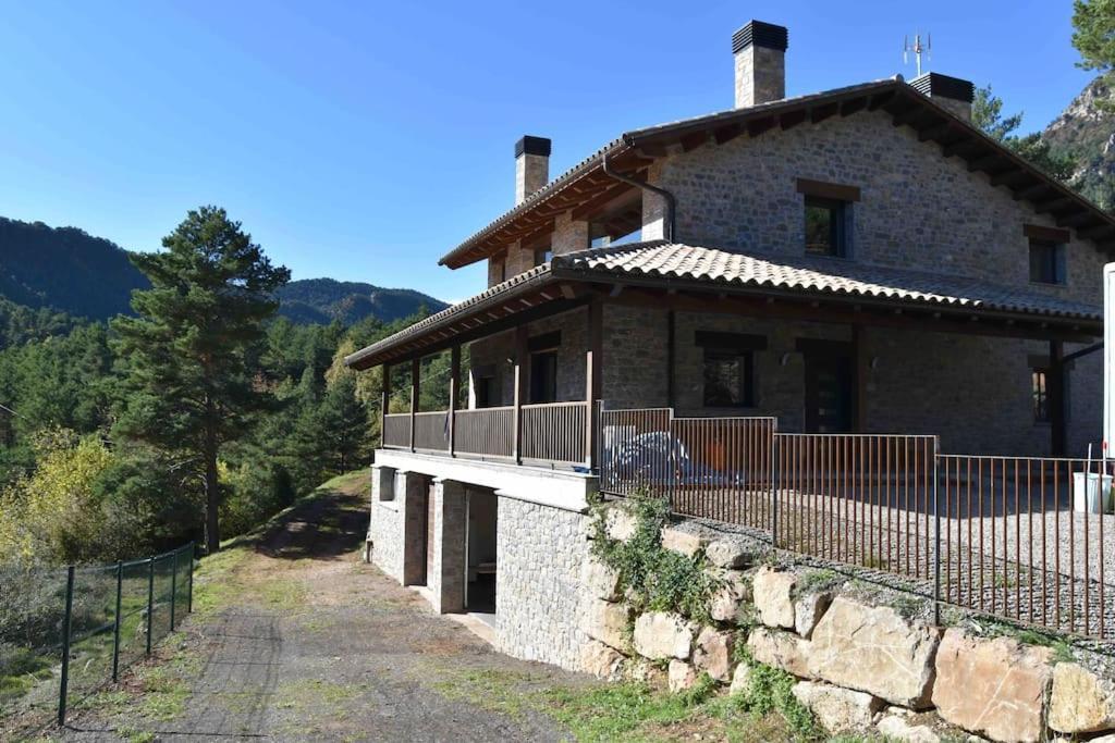 Castellar del Riu Cal Manubensヴィラ エクステリア 写真