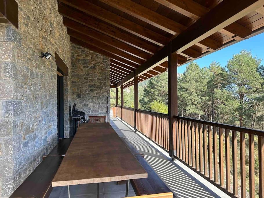 Castellar del Riu Cal Manubensヴィラ エクステリア 写真